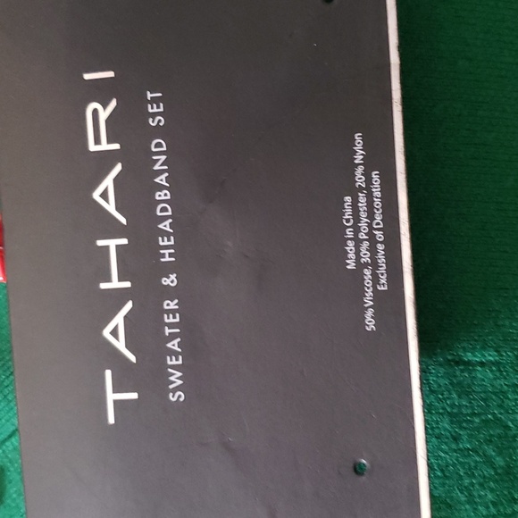 Tahari Sweater & Headband Rhinestone Buttons on Sleeves New Green Holiday's - Picture 9 of 17